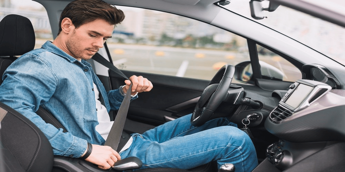 Safe And Secure Drive: Things to avoid while driving your rental car